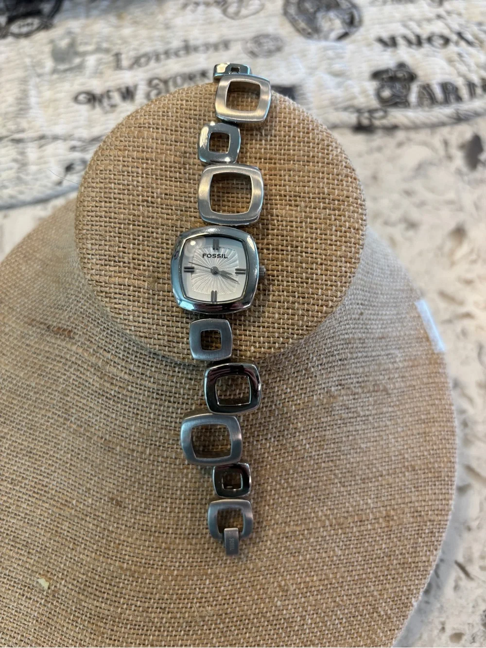 Fossil Silver Tone Square-Link Bracelet Watch  New battery just installed